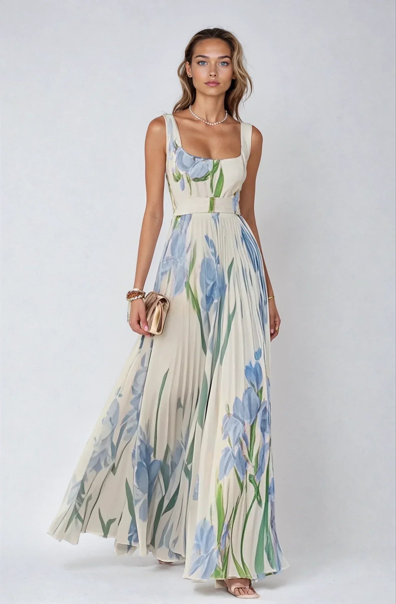 Chiffon | Maxi-sukienka z kwiatami i fałdami